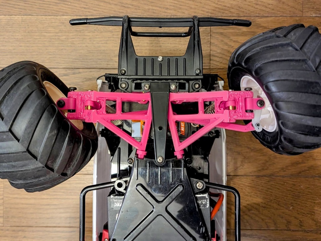 CW-01 Fダブルウィッシュボーンサスペンション