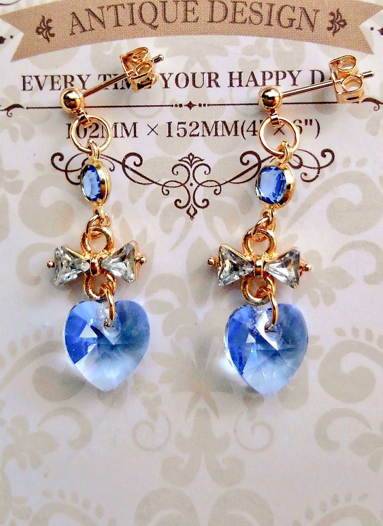 ピアス【落愛】