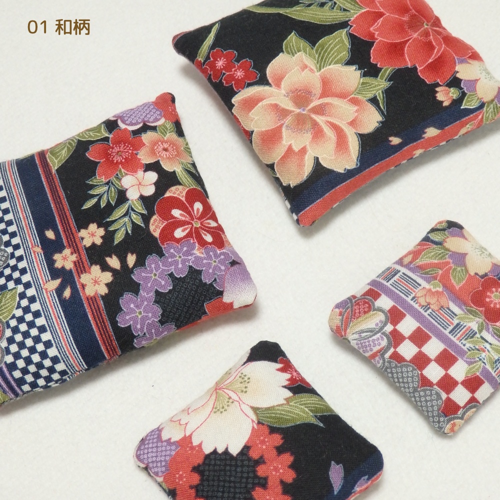 ちいさきもののためのざぶとん【花柄】