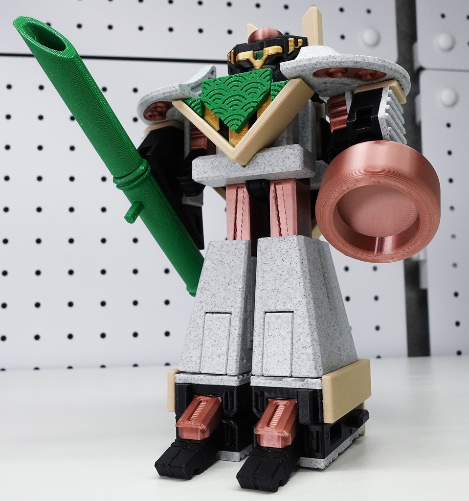 3Dプリンター製オリジナル変型玩具「DX庭園武人トウロウダー」