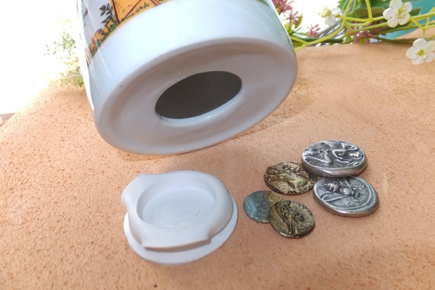 ヘルメス占い貯金箱~卓上に座すヘルメス~