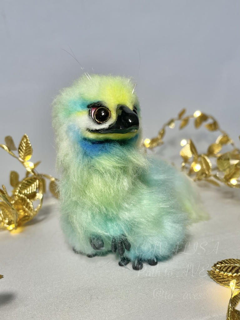 ミニラプトル{エンビハチクイ}