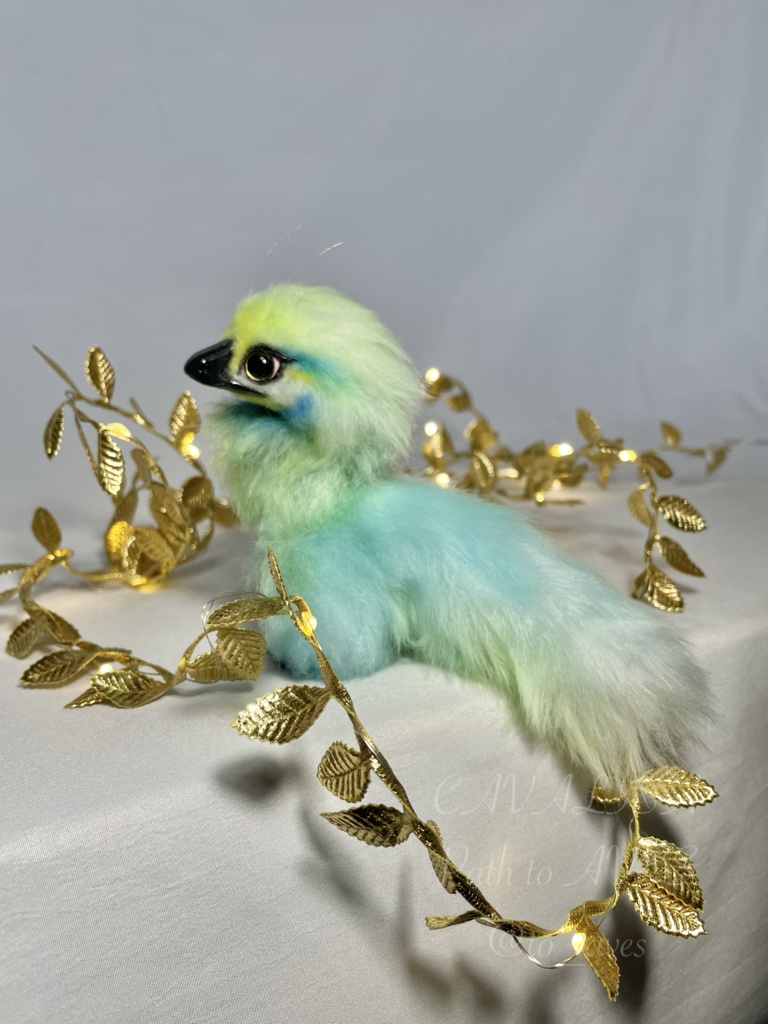 ミニラプトル{エンビハチクイ}