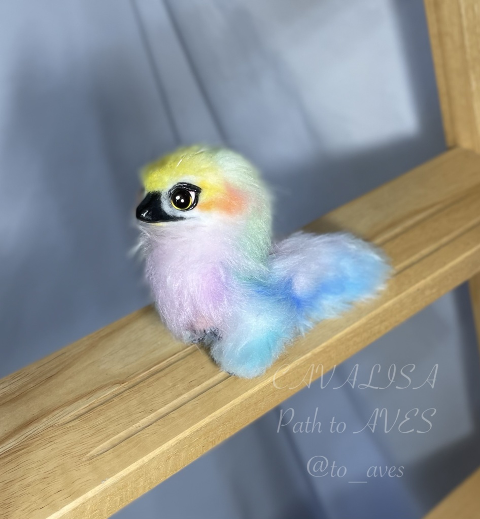 ミニラプトル {ライラックニシブッポウソウ}