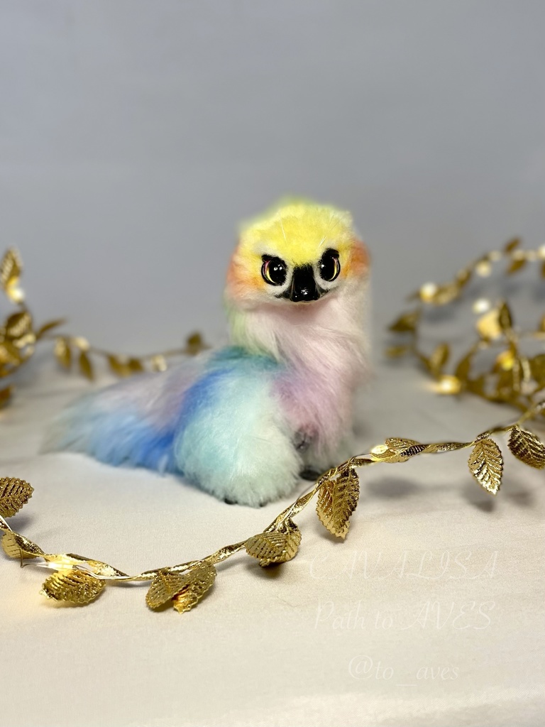 ミニラプトル {ライラックニシブッポウソウ}