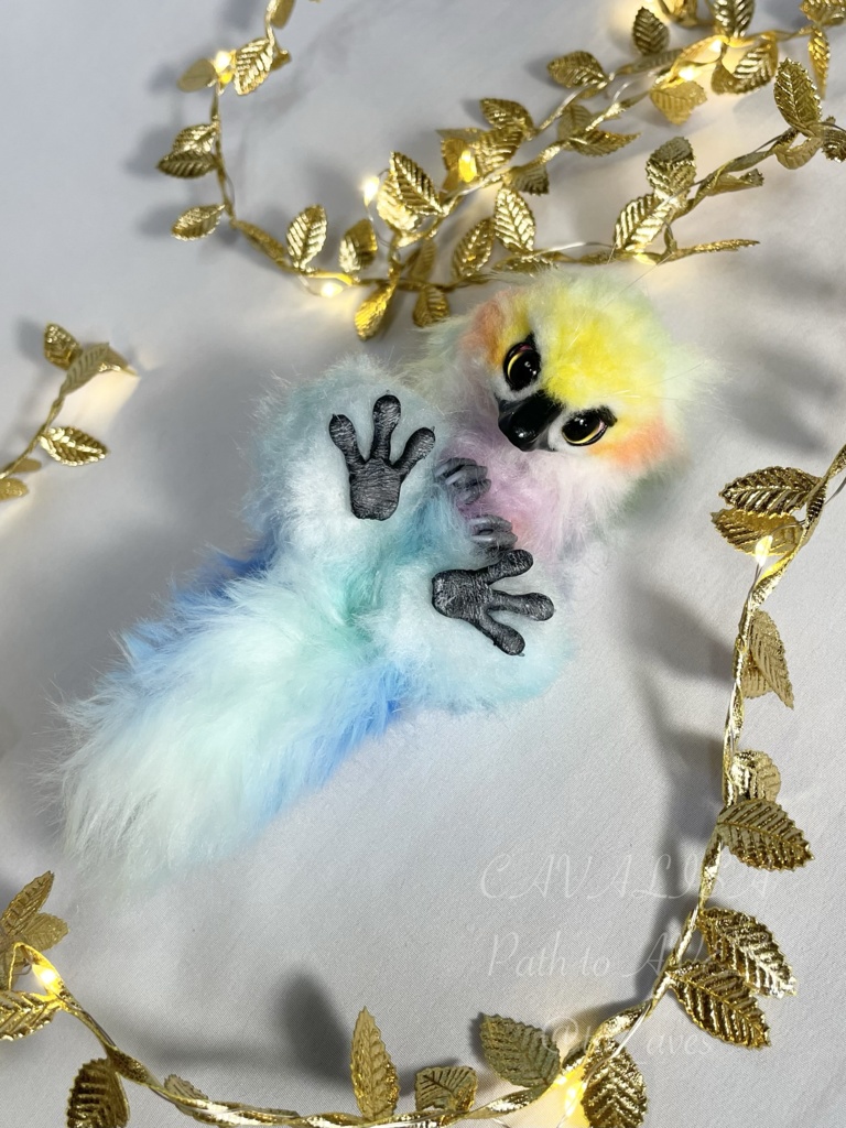 ミニラプトル {ライラックニシブッポウソウ}