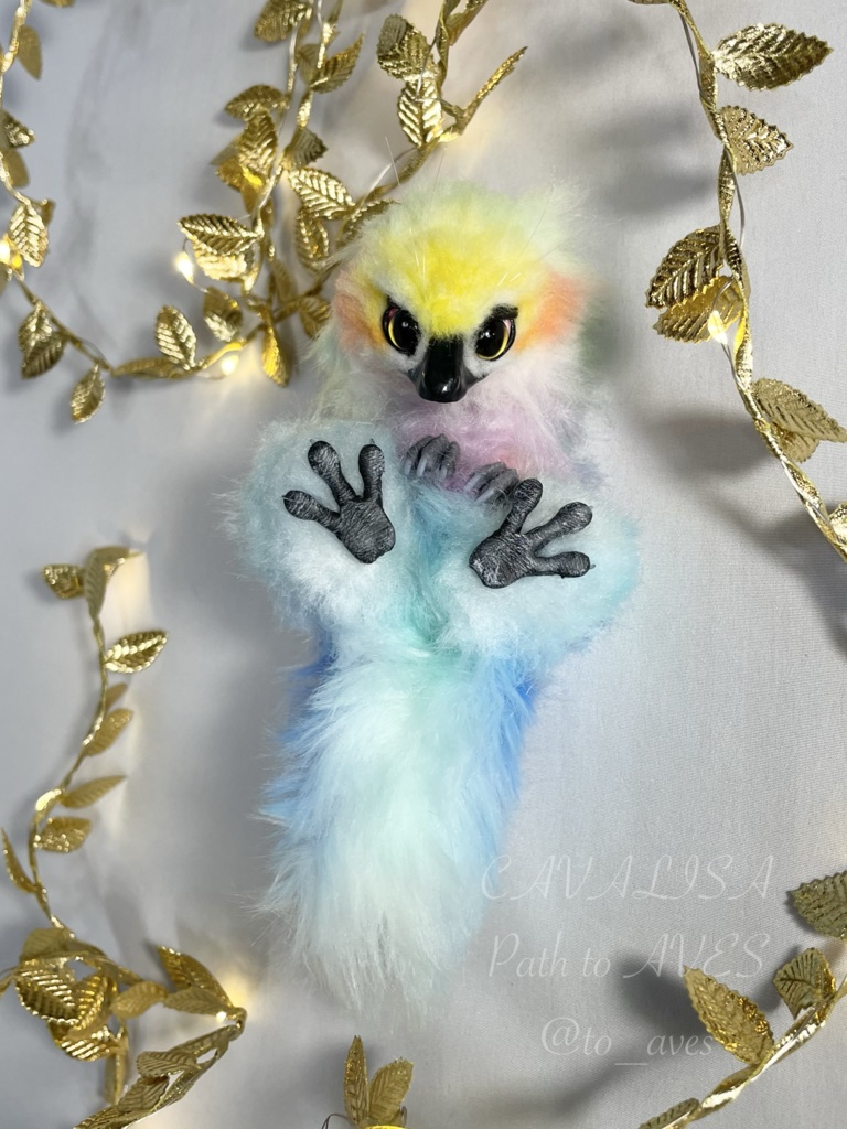 ミニラプトル {ライラックニシブッポウソウ}