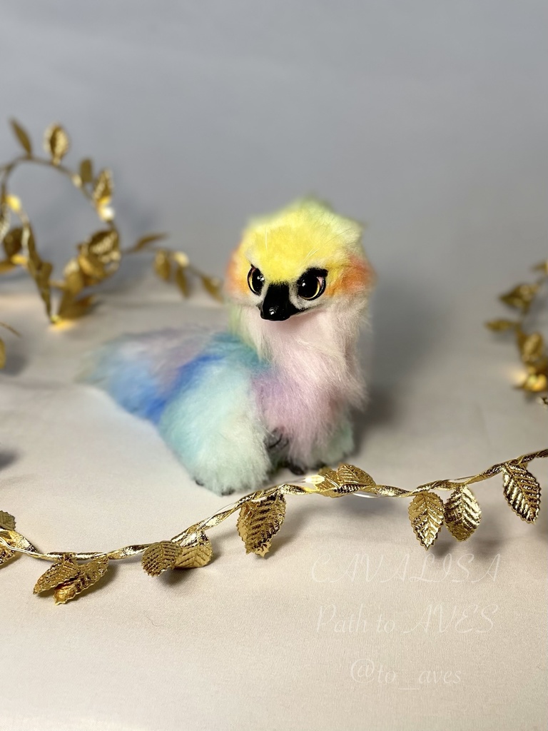 ミニラプトル {ライラックニシブッポウソウ}