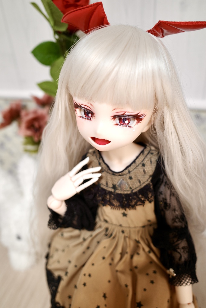【展示】DDH-29 カスタムヘッド セミホワイト肌 アイ2種 パテ盛り MDD ドルフィードリーム