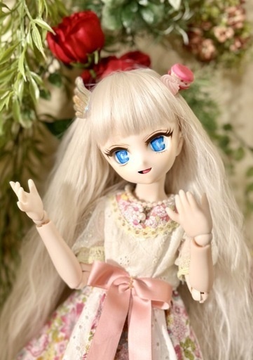 【展示】DDH-28 カスタムヘッド セミホワイト 難あり 手描きアイ・ラベルアイ