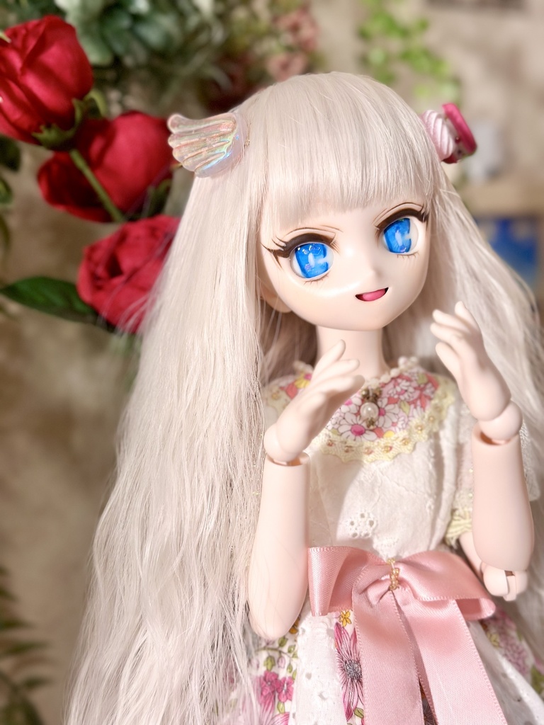 【展示】DDH-28 カスタムヘッド セミホワイト 難あり 手描きアイ・ラベルアイ