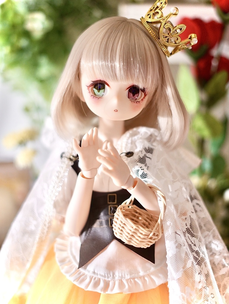 【展示】imomodoll maru 1/4 カスタムヘッド ホワイト肌 アイ2種 やや難あり オッドアイ ぽや顔 丸顔