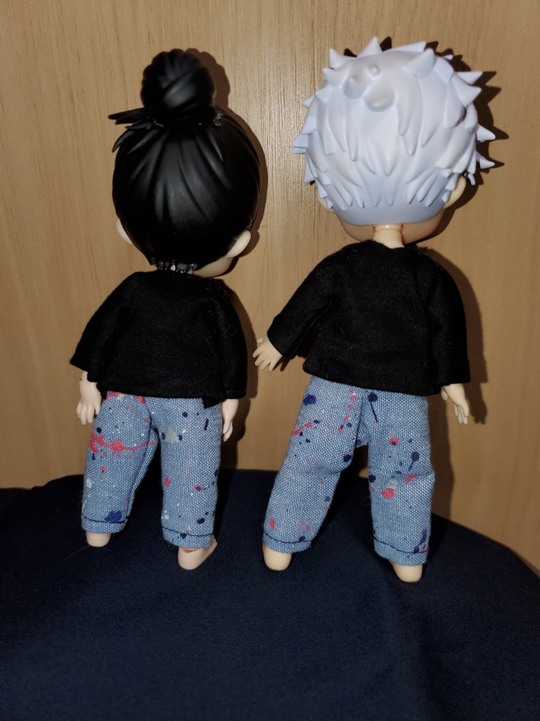 ペイント柄ズボン