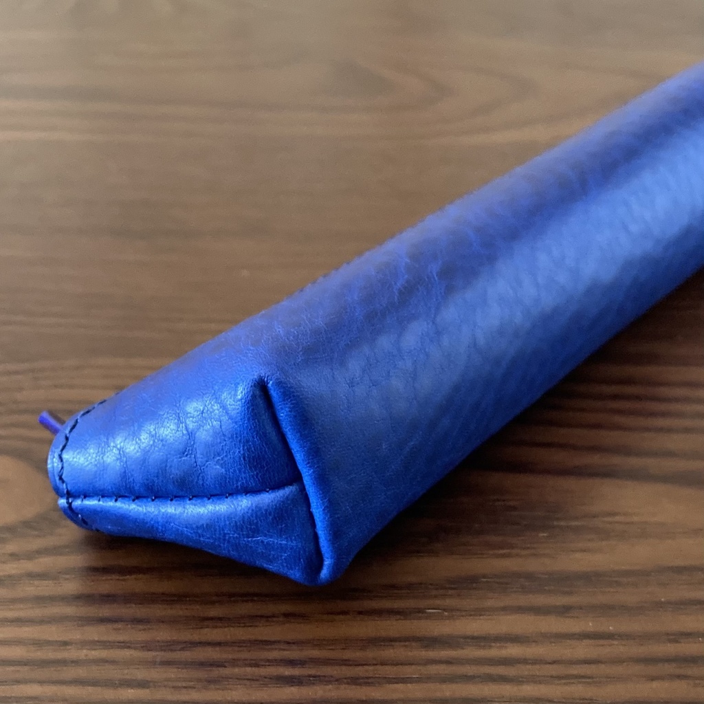 紺碧のファスナーペンケース