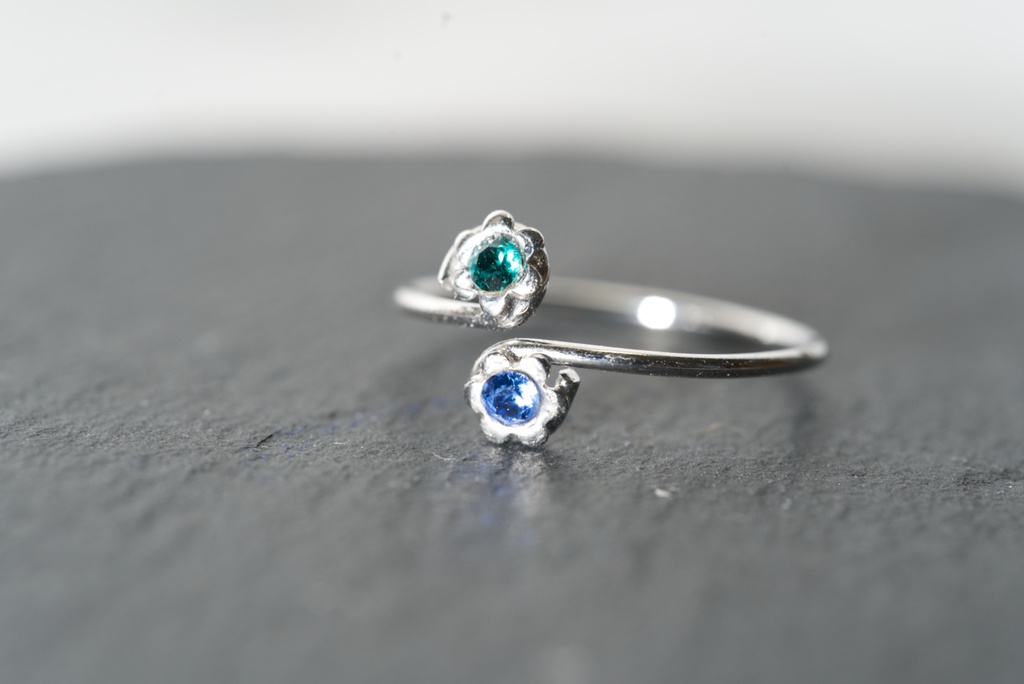 推し活アクセに!セミオーダーで色が選べるリング☆eLOVEloomーエラブルーム