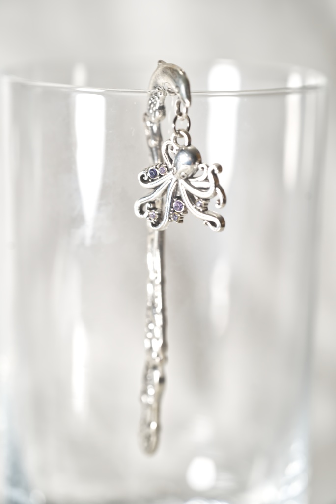 推し活に!☆Bookworm Octopus~本の虫のタコ① ブックマーカー