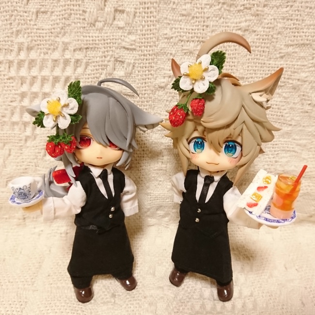 つまみ細工のいちご飾り(磁石式・ねんどろいど頭部用)