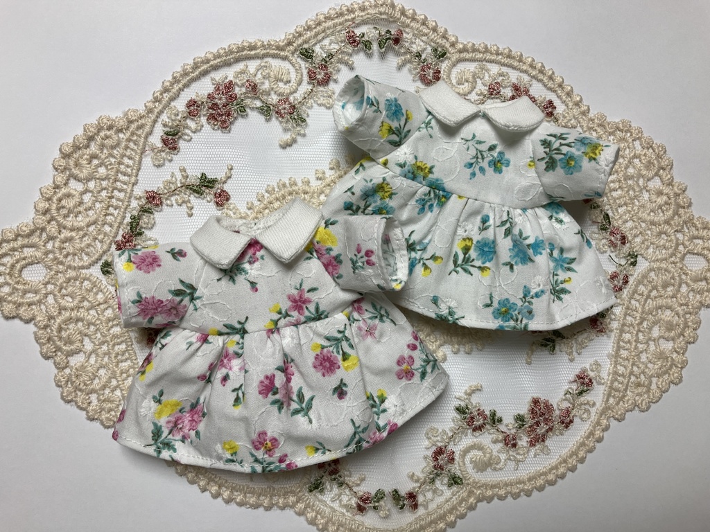 刺繍ワンピース