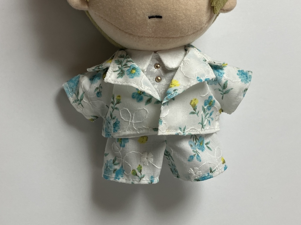 【完売】セットアップ 刺繍フラワー