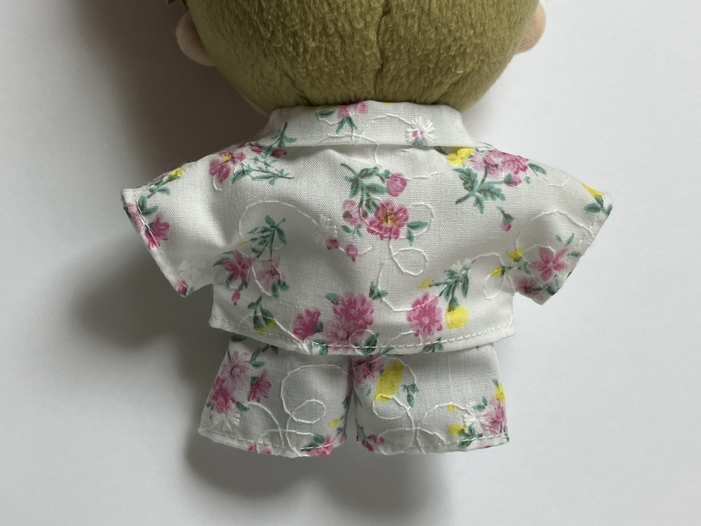 【完売】セットアップ 刺繍フラワー