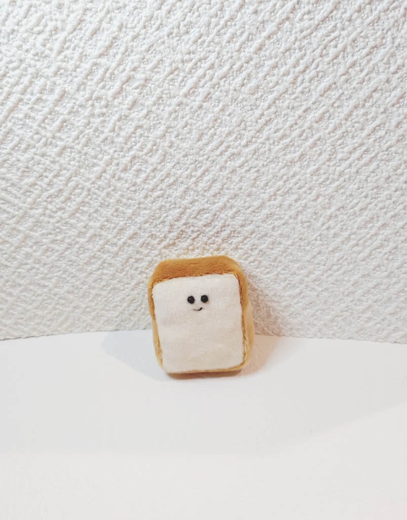 食パンのぬいぐるみ