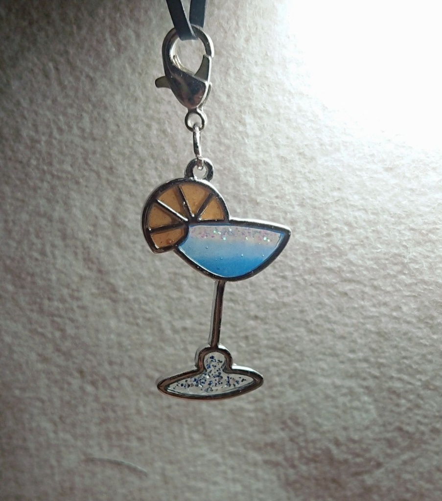 ブルーカクテルのストラップ
