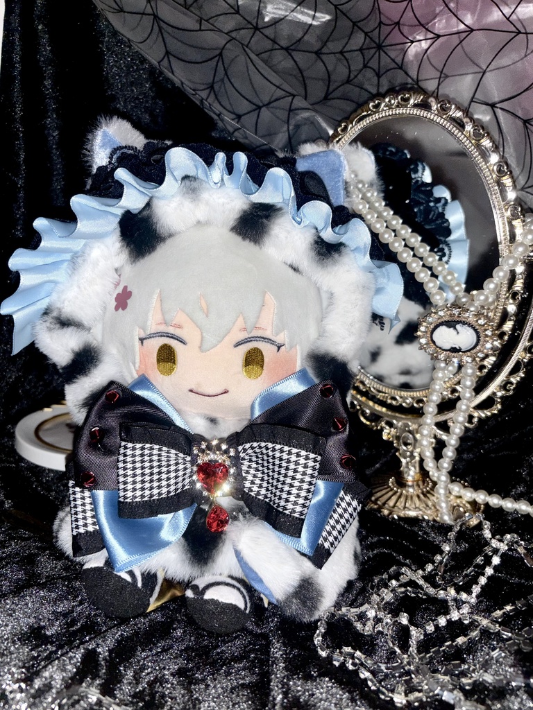 ℌ𝔞𝔩𝔩𝔬𝔴𝔢𝔢𝔫 𝔇𝔞𝔩𝔪𝔞𝔱𝔦𝔞𝔫25 🐾（みずいろ💎）