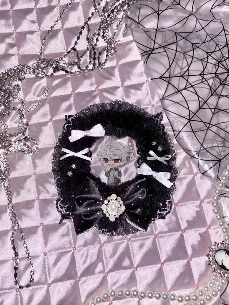 ℌ𝔞𝔩𝔩𝔬𝔴𝔢𝔢𝔫 𝔣𝔲𝔯 𝔴𝔯𝔢𝔞𝔱𝔥 トレカデコケース