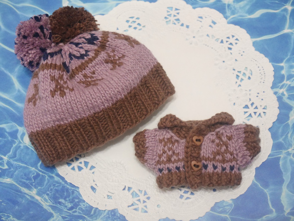 雪山の思ひ出を想起させるニットセット+紫バージョン