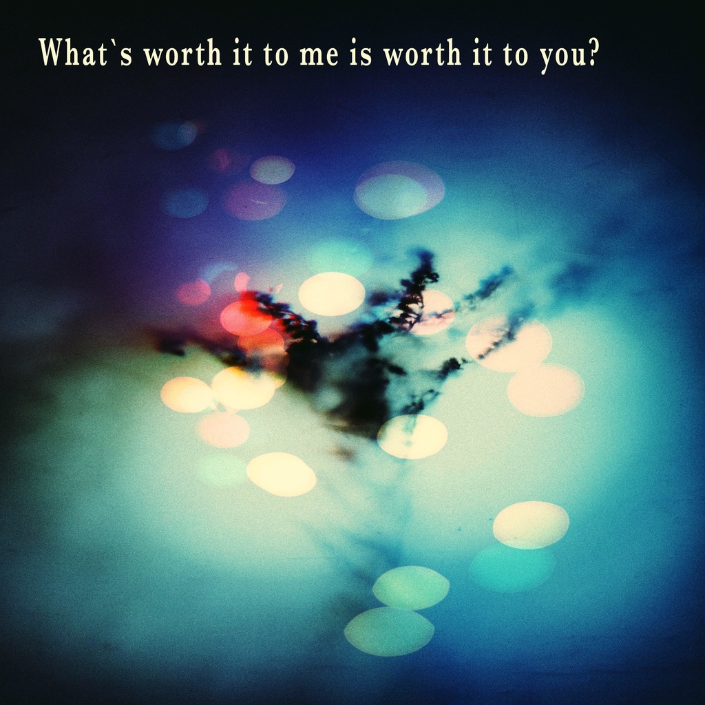 『What's worth it to me is worth it to you?』 1st anniversary デジタルアルバム 6曲収録