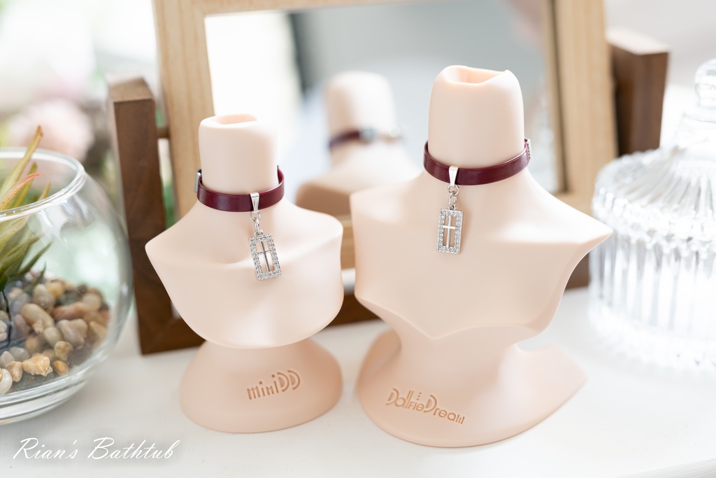 DD・MDD向けチョーカー【スクエアークロス】