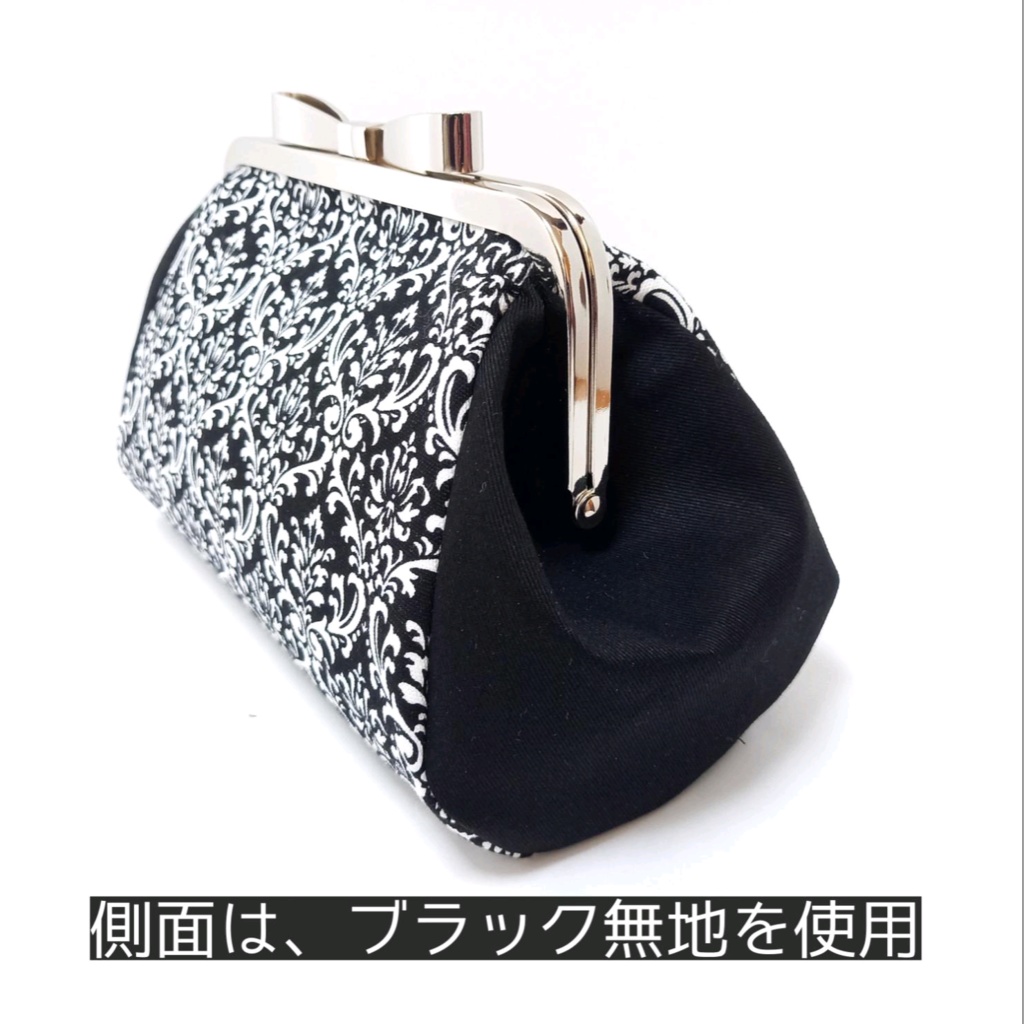 リボンの口金が可愛いさを♪ ダマスク柄で上品に格好良く。 がま口2Wayバッグ