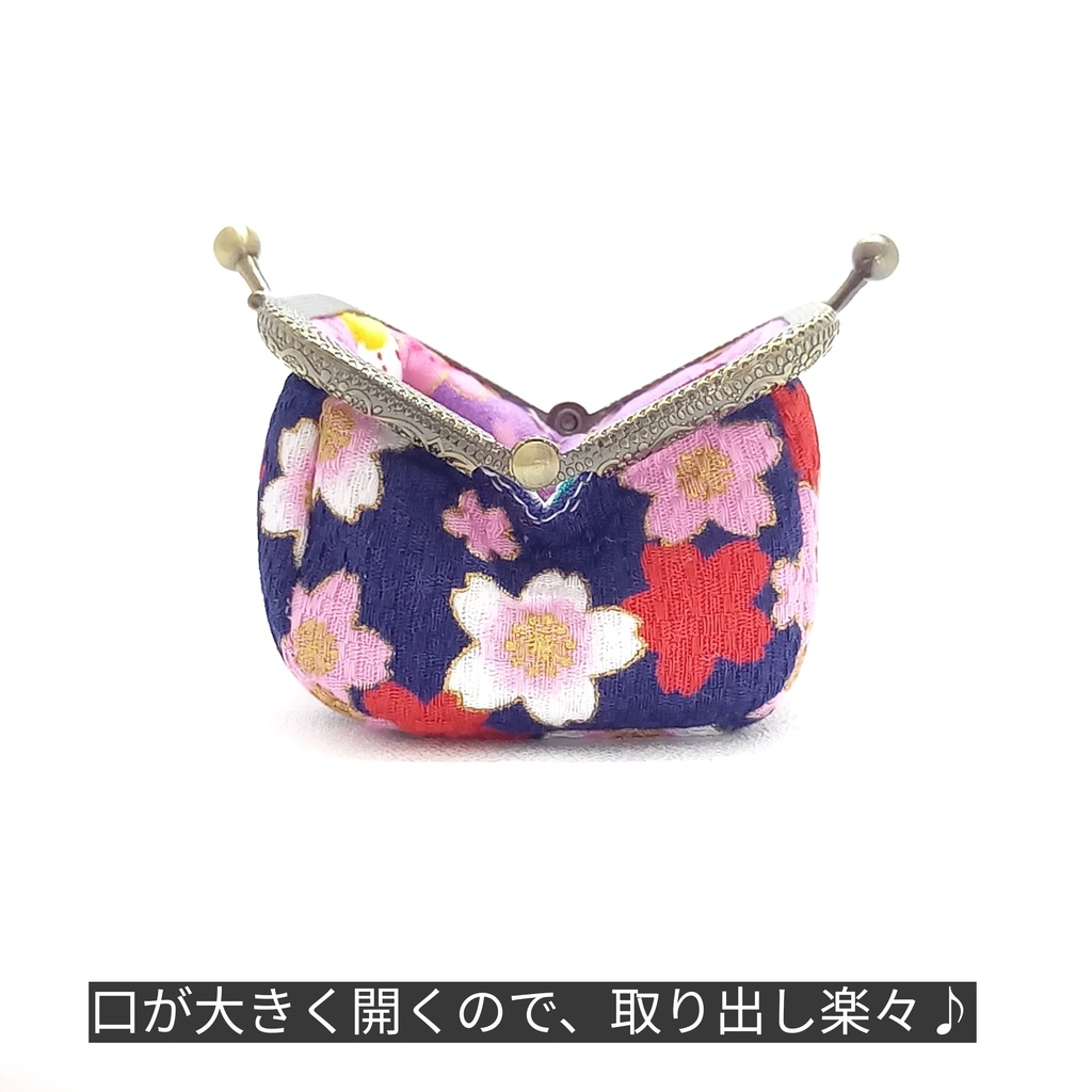 ぷっくり☆コロン♪ 手乗りがま口ミニポーチ 【ドビー織り。和柄 桜紋様】