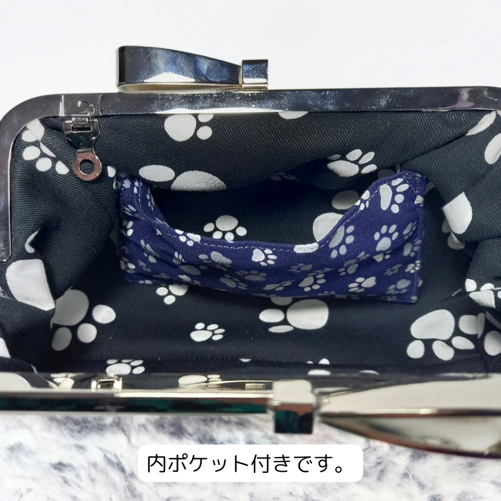 大きなリボンがアクセント♪ もふもふフェイクファーのがま口バッグ(グレー白)