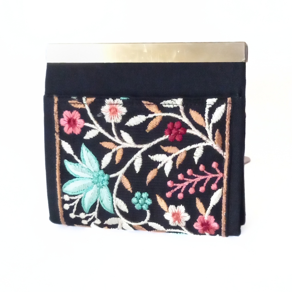 インド刺繍リボンの 文鎮がま口財布