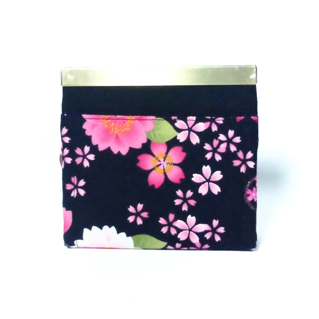 和柄桜と蝶々の 文鎮がま口財布