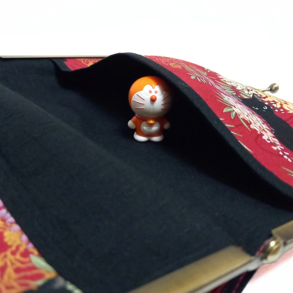 ブックカバー・手帳・御朱印帳・リフィル♪がま口マルチケース(L) 百華繚蘭 黒猫と藤