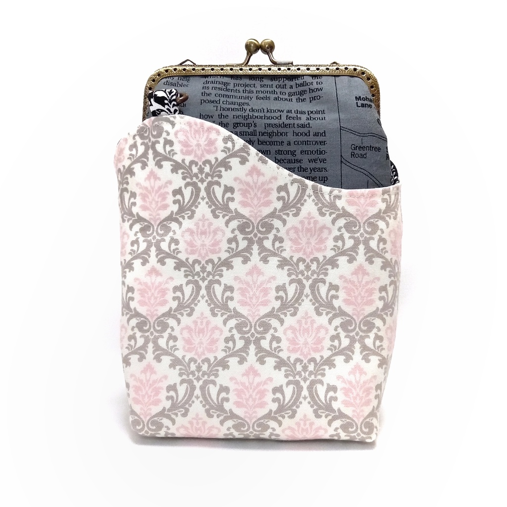 大人可愛い♪ちょこっとがま口ポーチ〜サコッシュ風〜