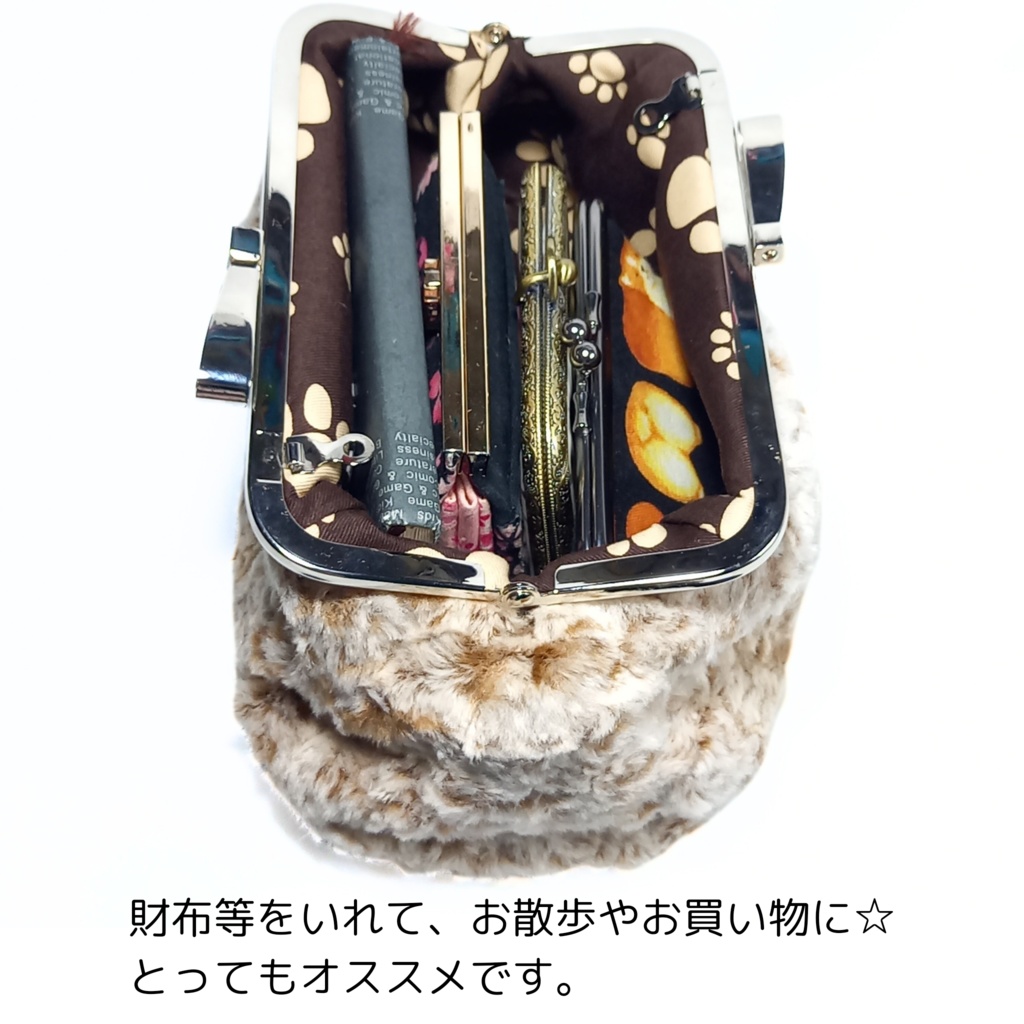 【冬の主役】大きなリボン口金*もふもふファーのがま口ショルダーバッグ(茶白ミックス)18cm|持ち手付き・ポーチにもなる2WAY収納式カン仕様|スマホ・二つ折り財布が入るサイズ むにがま 6210gama