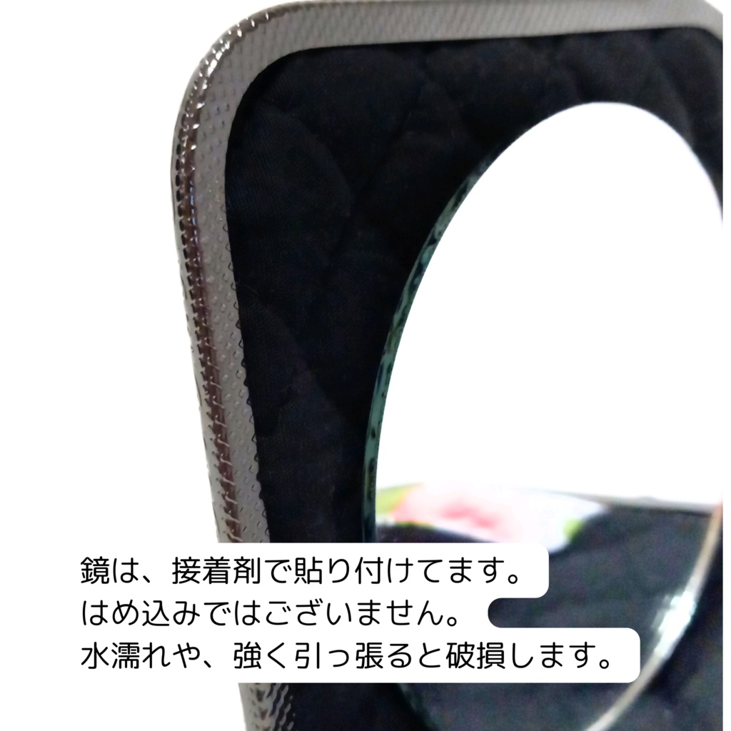 片手で開くがま口手鏡「がまミラー」エレガントなローズ柄|アンティーク風・英字ロゴ|押し口金で開閉スムーズ|直径8cmの大きな鏡|指輪が入る内ポケット付|縁起の良い丸い鏡|ギフト むにがま