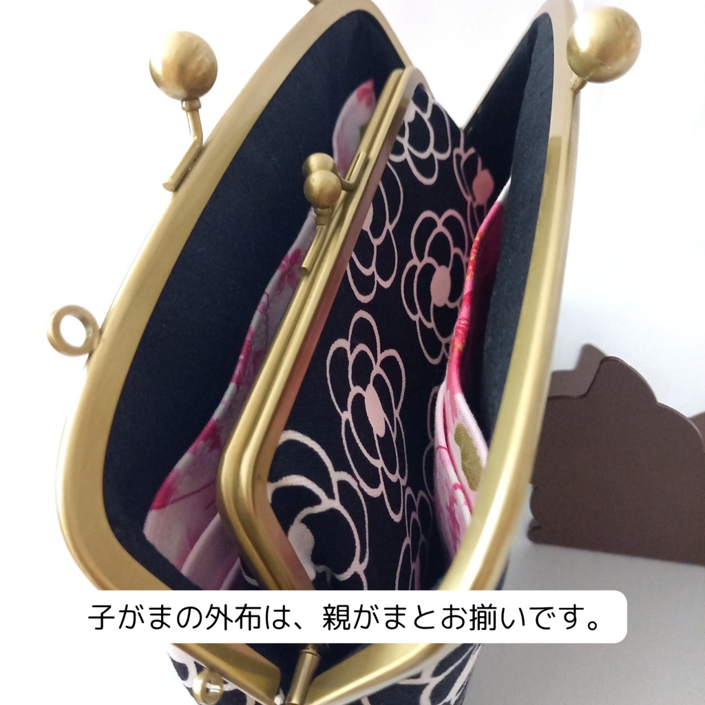 白椿の記憶。心華やぐ桜色の秘密/親子がま口財布 たっぷりサイズ 長財布 ショルダーバッグ 和柄 カメリア 椿 花柄 レトロ モダン