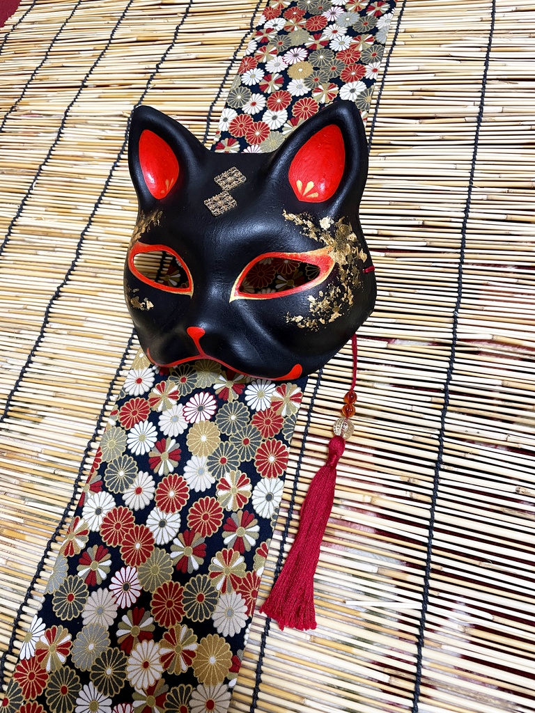 にゃんこ面(黒赤・箔)