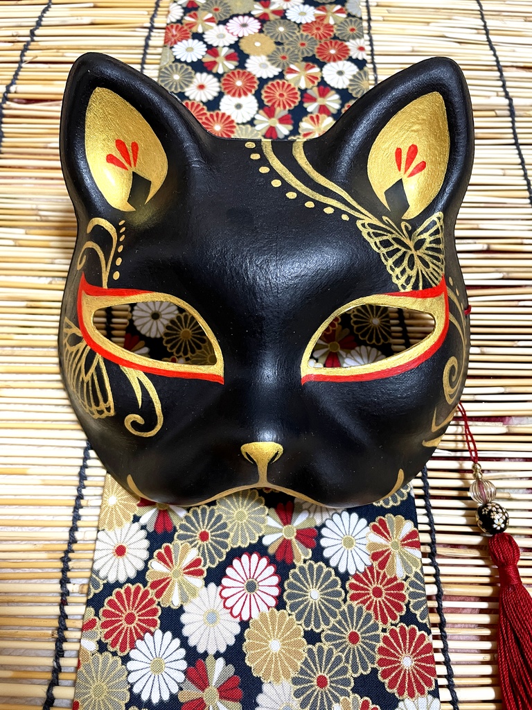 鬼のお面着けた赤鬼と青鬼のにゃんこピアス