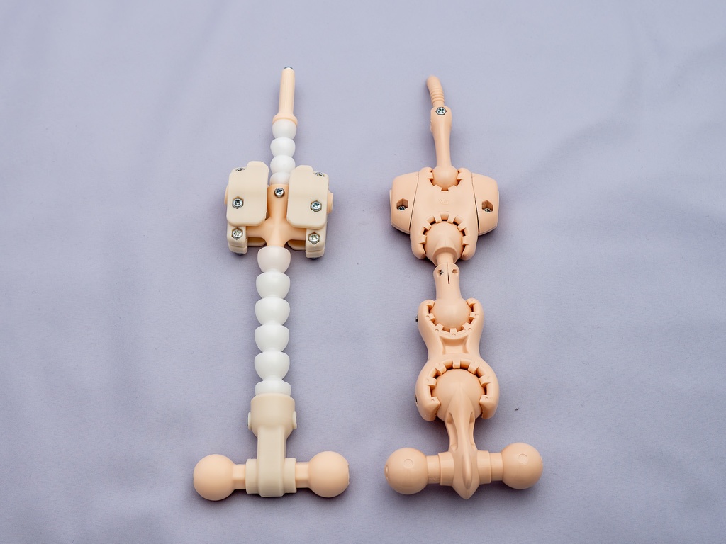 やわちちフレーム