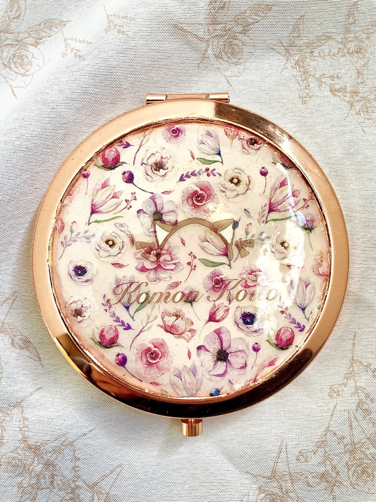 探索者コンパクトミラー_小門 来絃（こもん こいと）