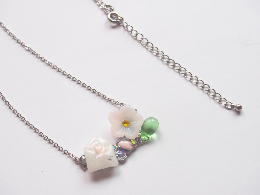 Sakuraネックレス