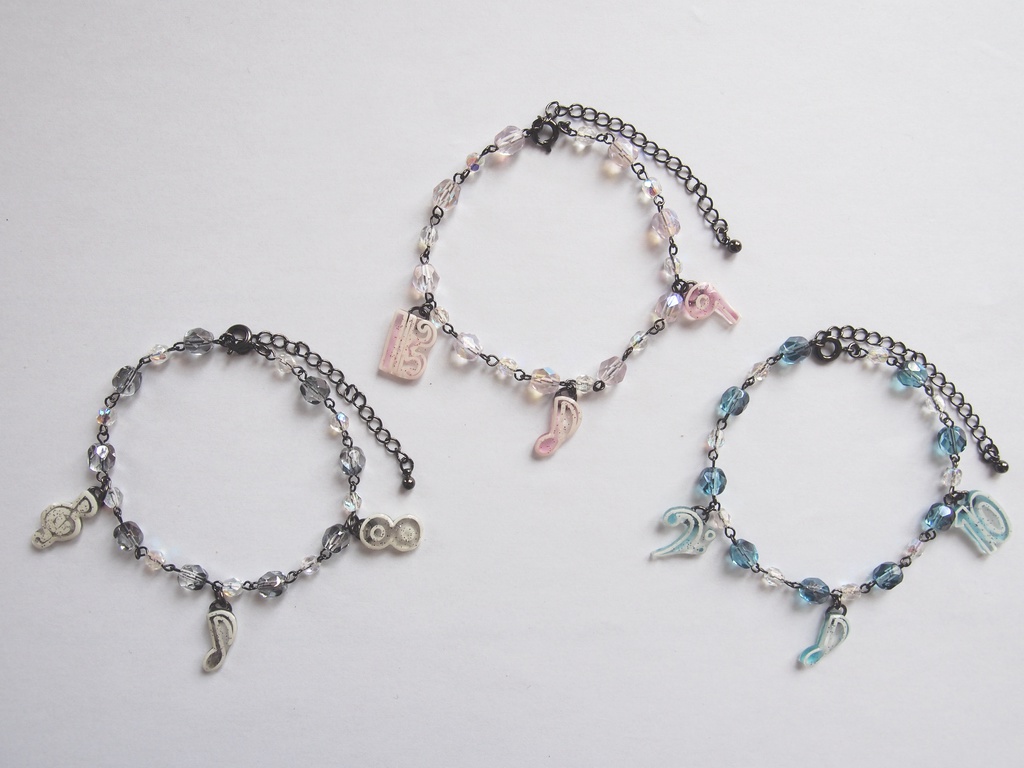 モチーフブレスレット