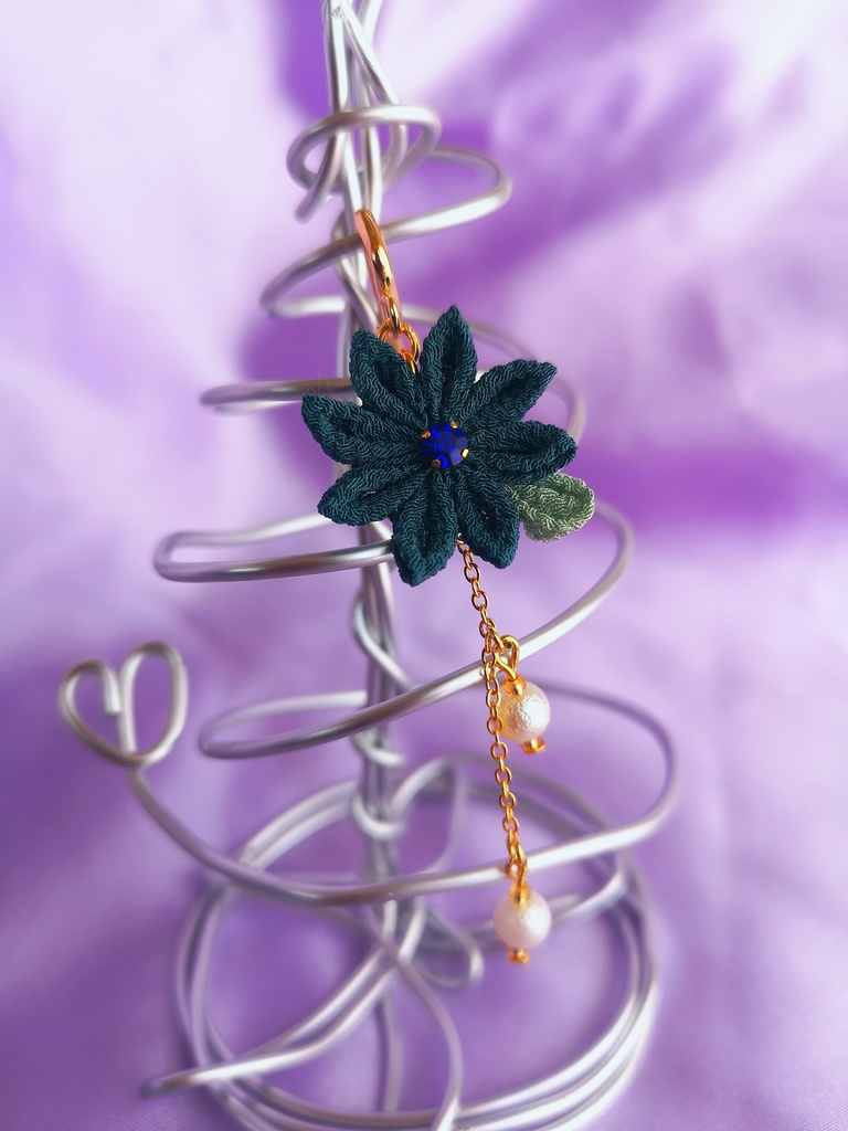 つまみ細工ポニーフック 4種類掲載