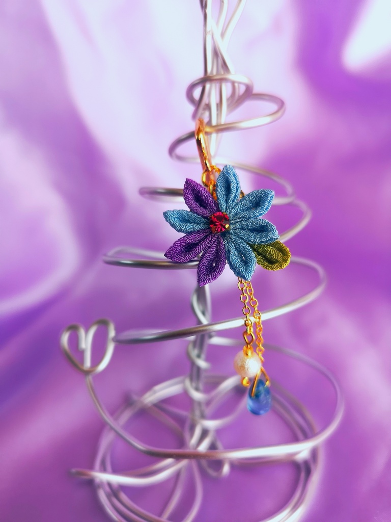 つまみ細工ポニーフック 4種類掲載