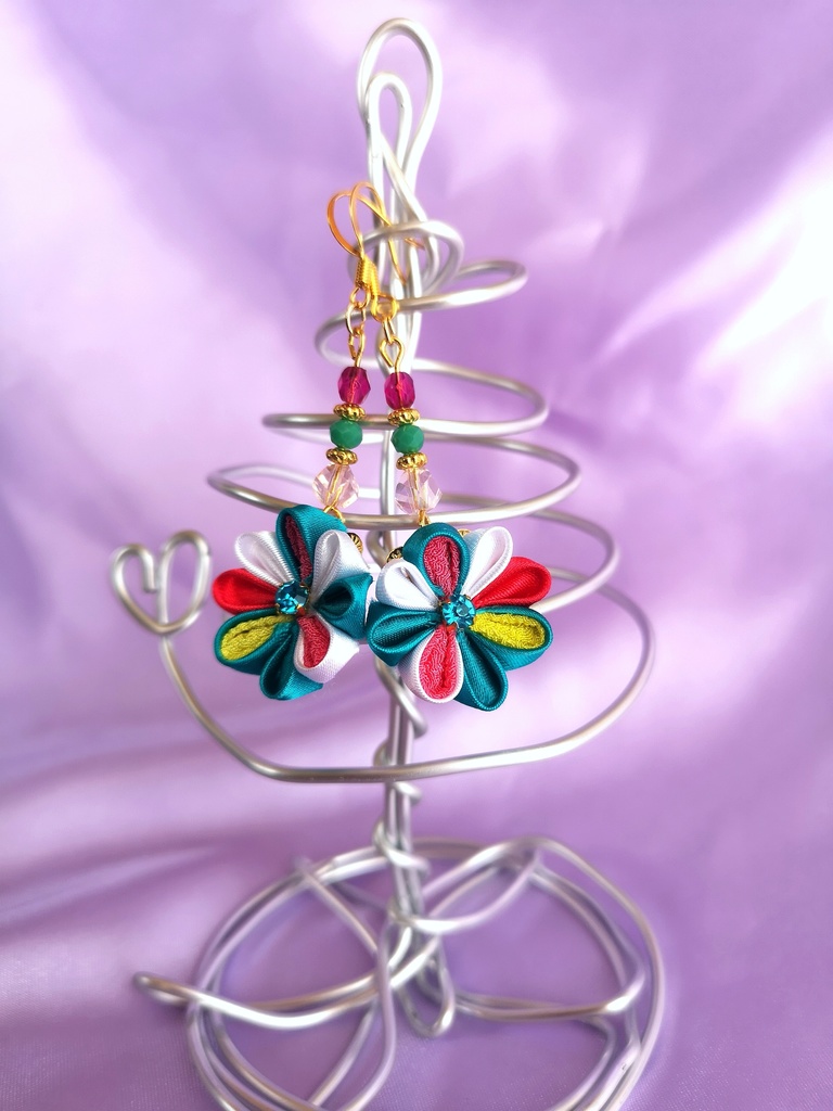 ヒプマイイメージつまみ細工ピアス(乱数)